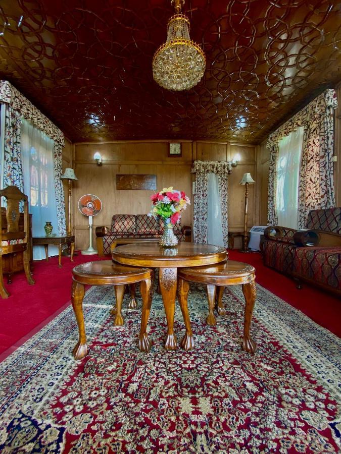 Green Paradise Houseboat - Centrally Heated Srīnagar Exteriér fotografie